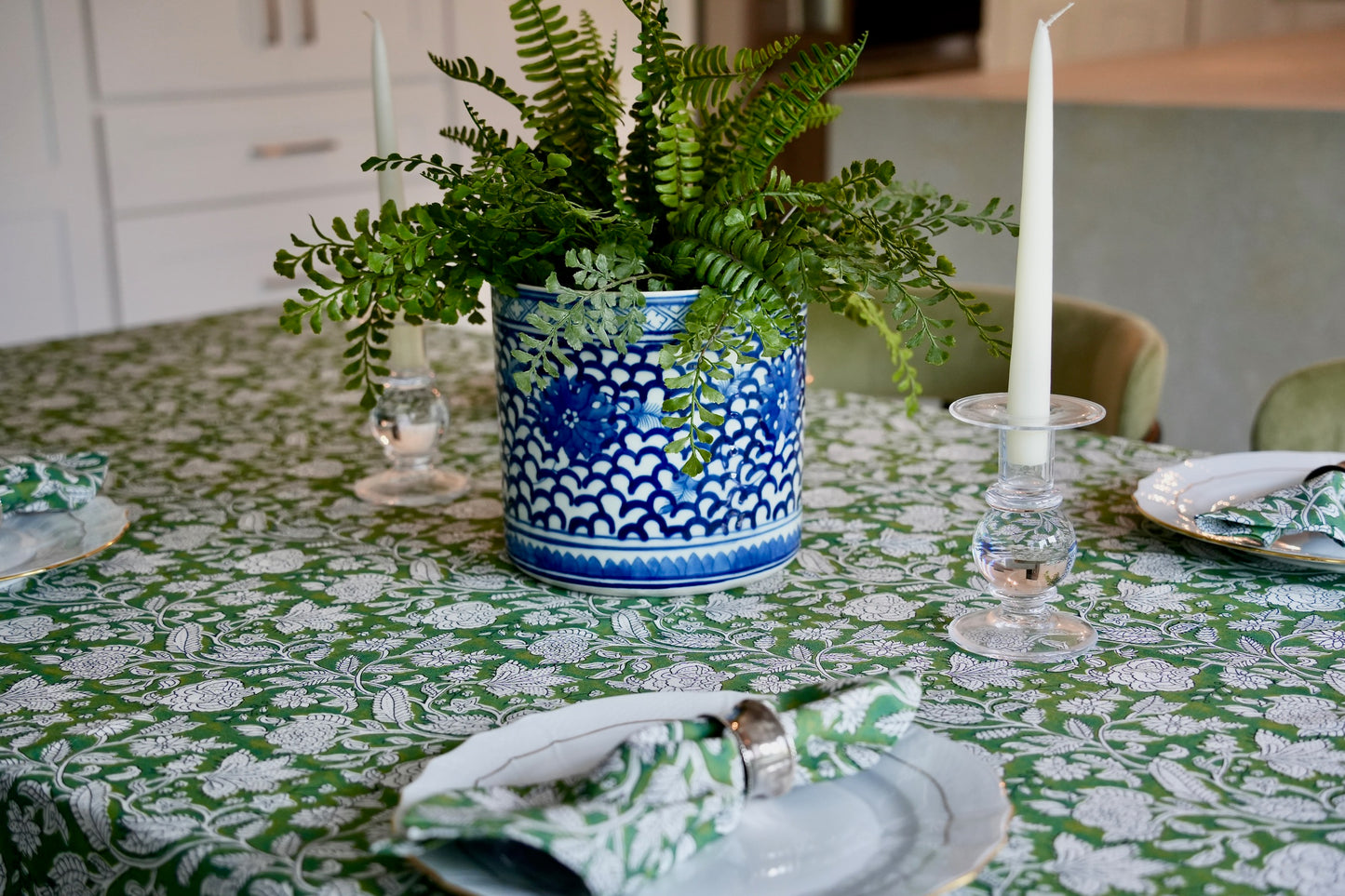 Green Tablecloth & Napkin Set