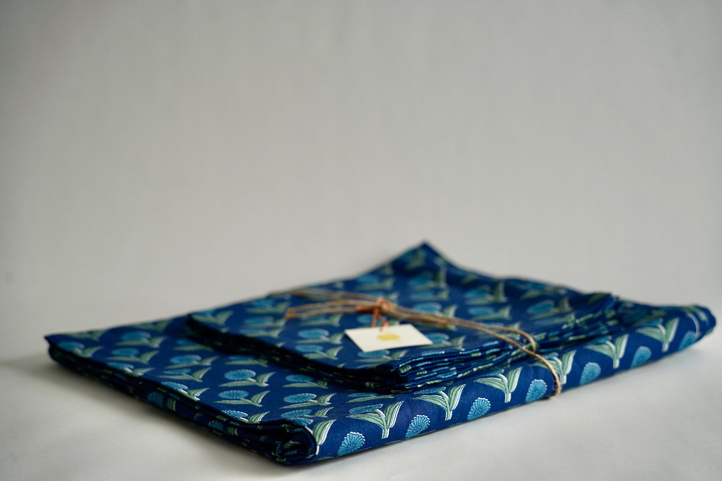 Blue Tablecloth & Napkin Set