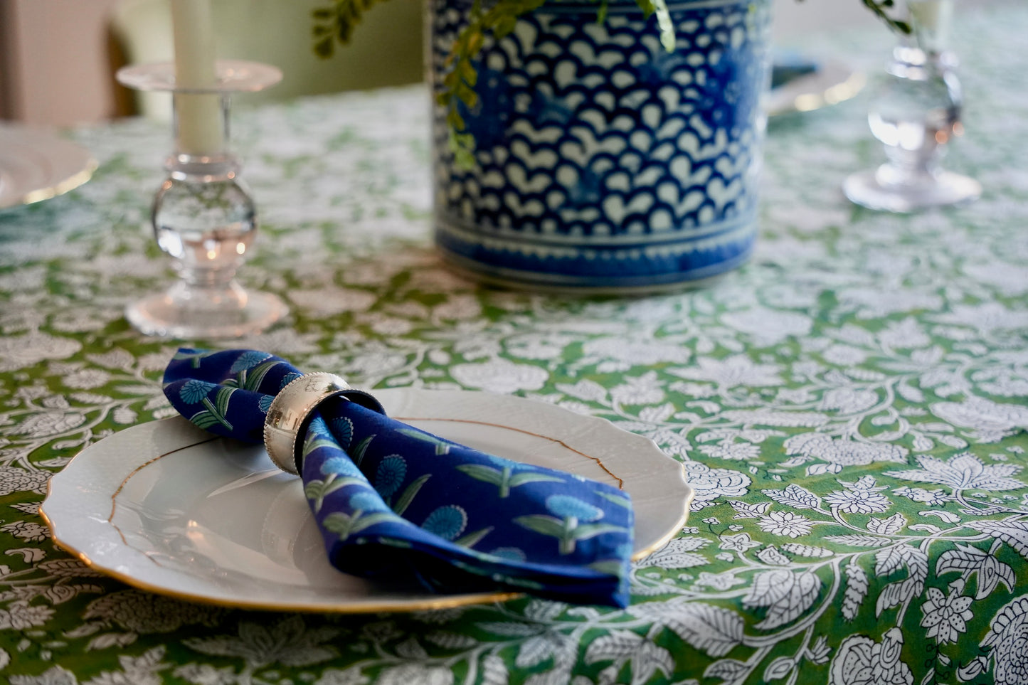 Green Tablecloth & Napkin Set