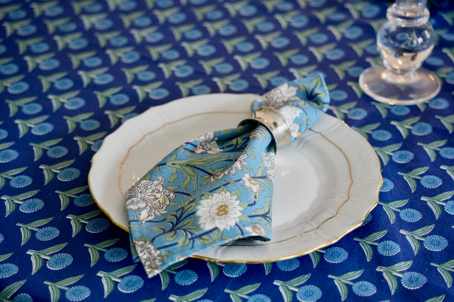 Blue Tablecloth & Napkin Set