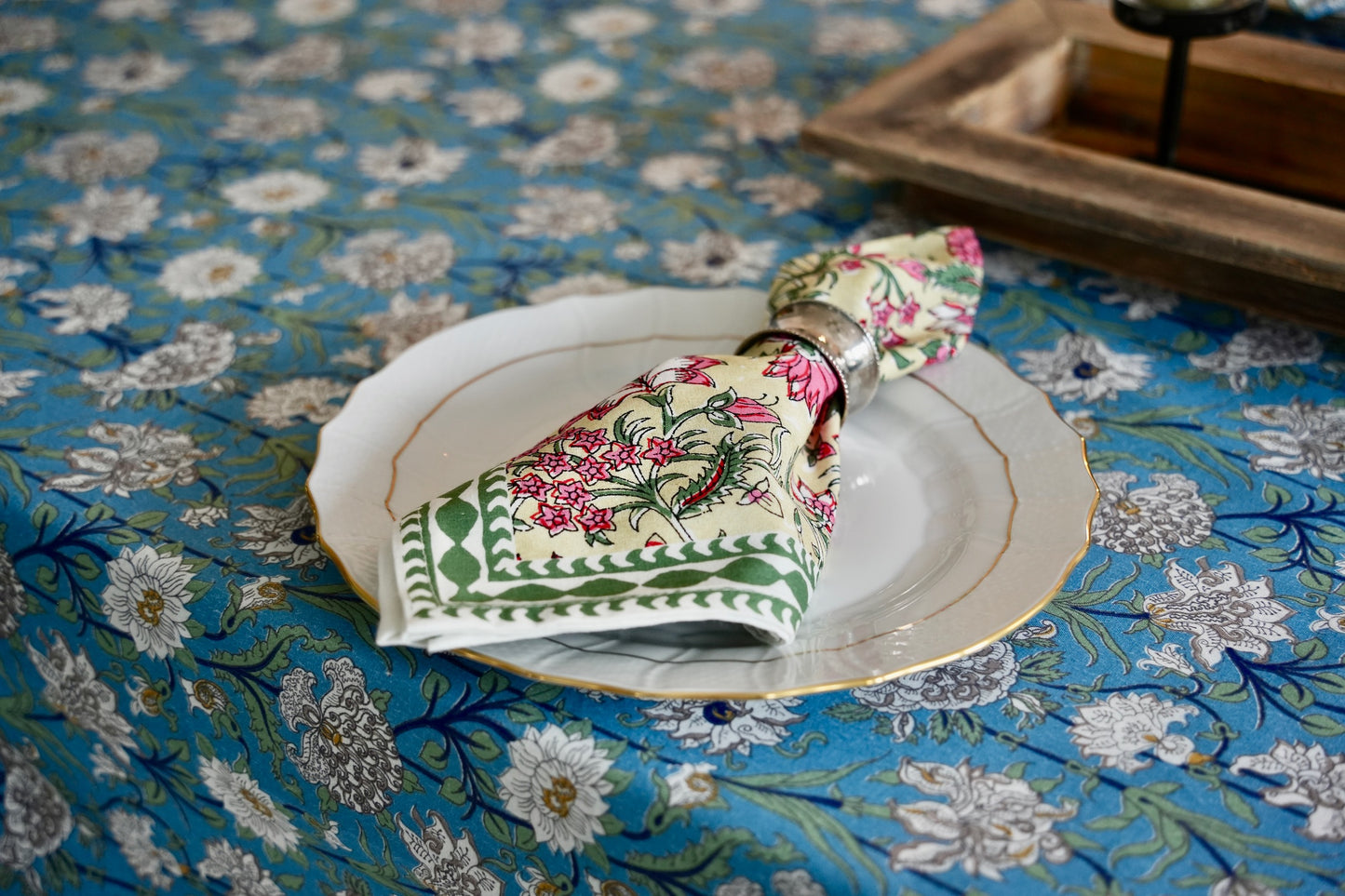 Blue Floral Tablecloth & Napkin Set