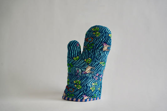 Goat Quilted Oven Mitt