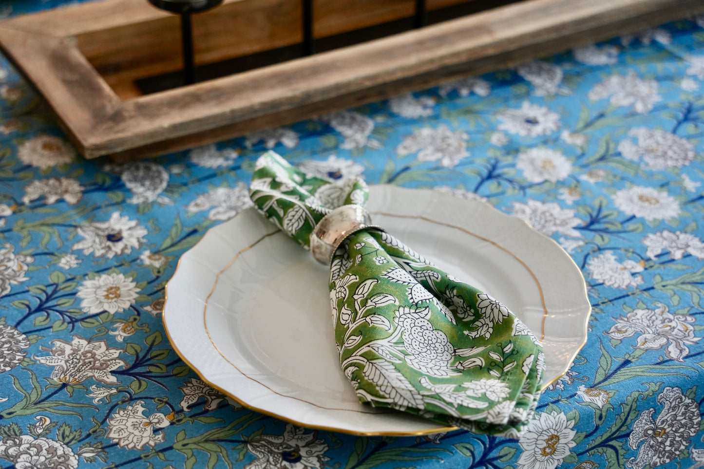 Blue Floral Tablecloth & Napkin Set