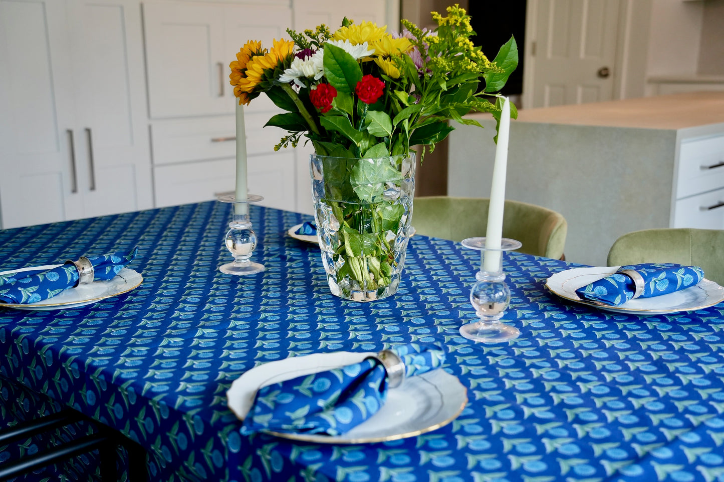 Blue Tablecloth & Napkin Set